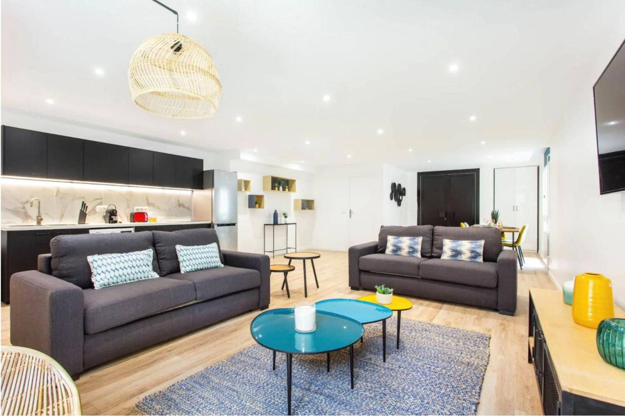 Residence Villette - Buttes Chaumont Botzaris Paris Exteriör bild